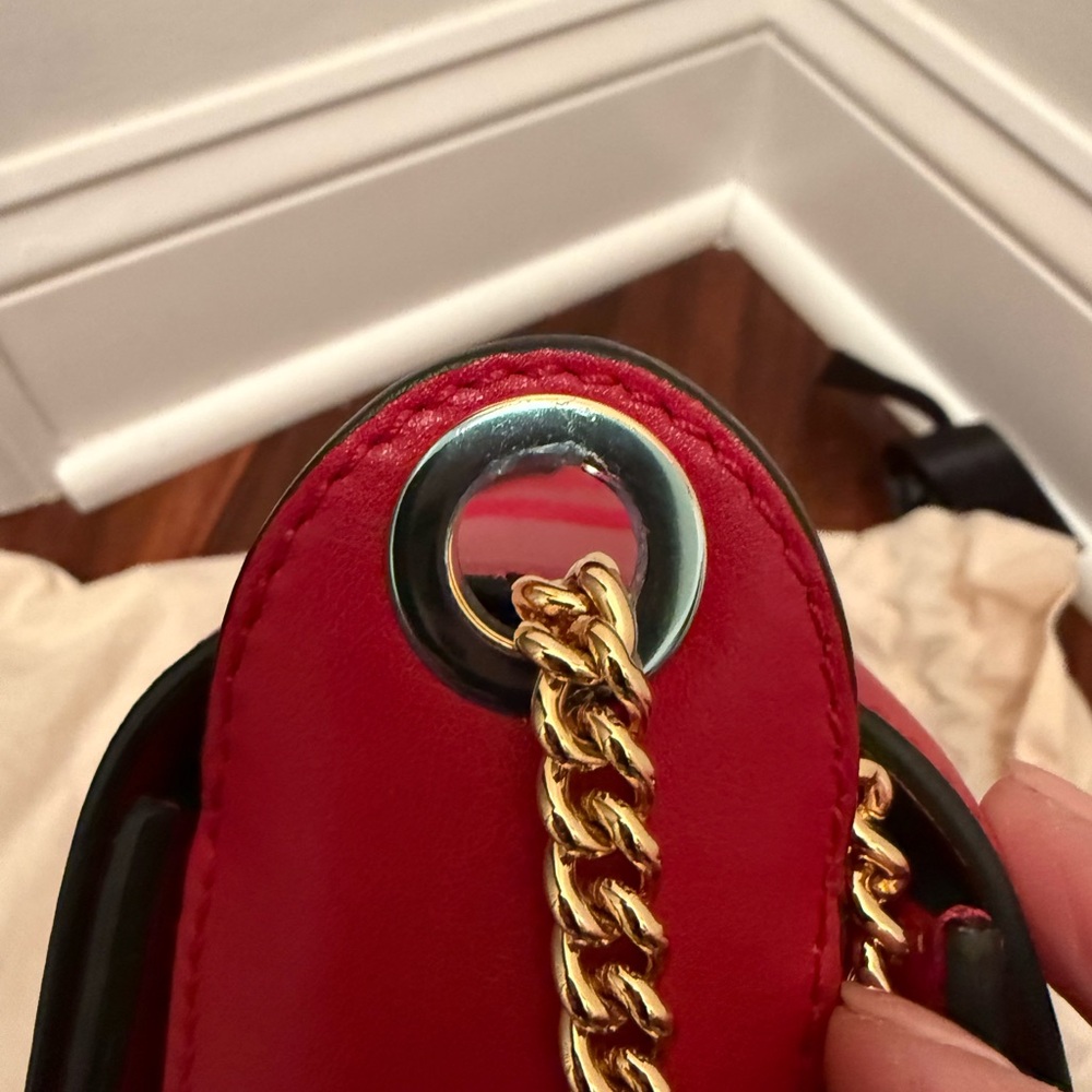 Lanvin Jiji-Crimson Leather Shoulder Bag with Gold Chain - Picture 4 of 6